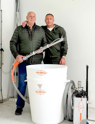 Vader Bouk Klijn met zoon Maik