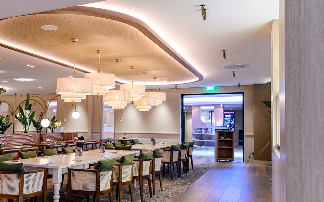 Eerste Echo Acoustic plafond bij Van der Valk